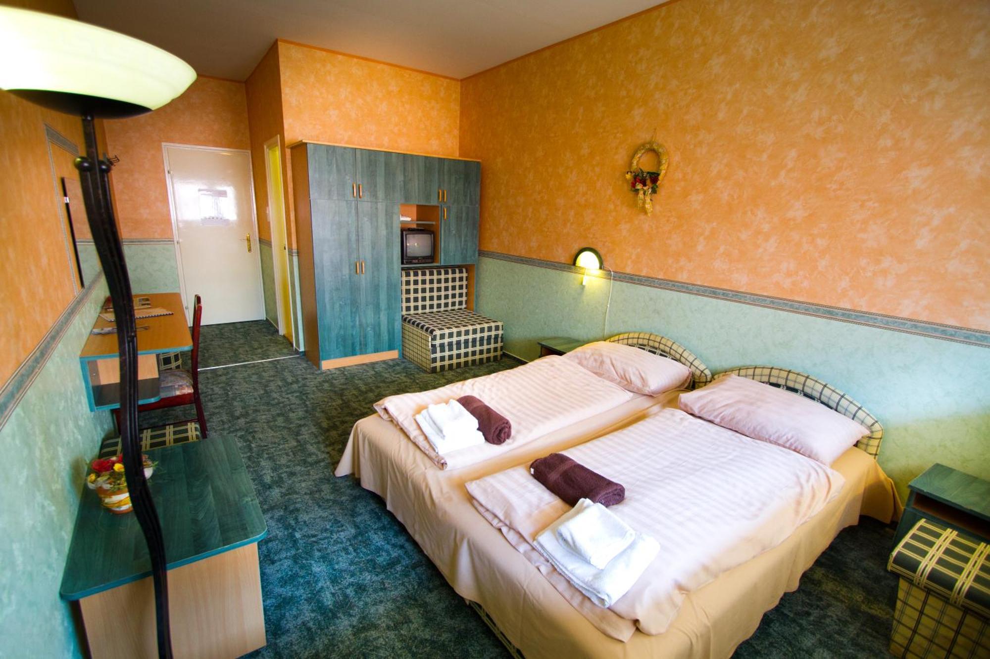 Piknik Wellness Hotel Siófok Buitenkant foto